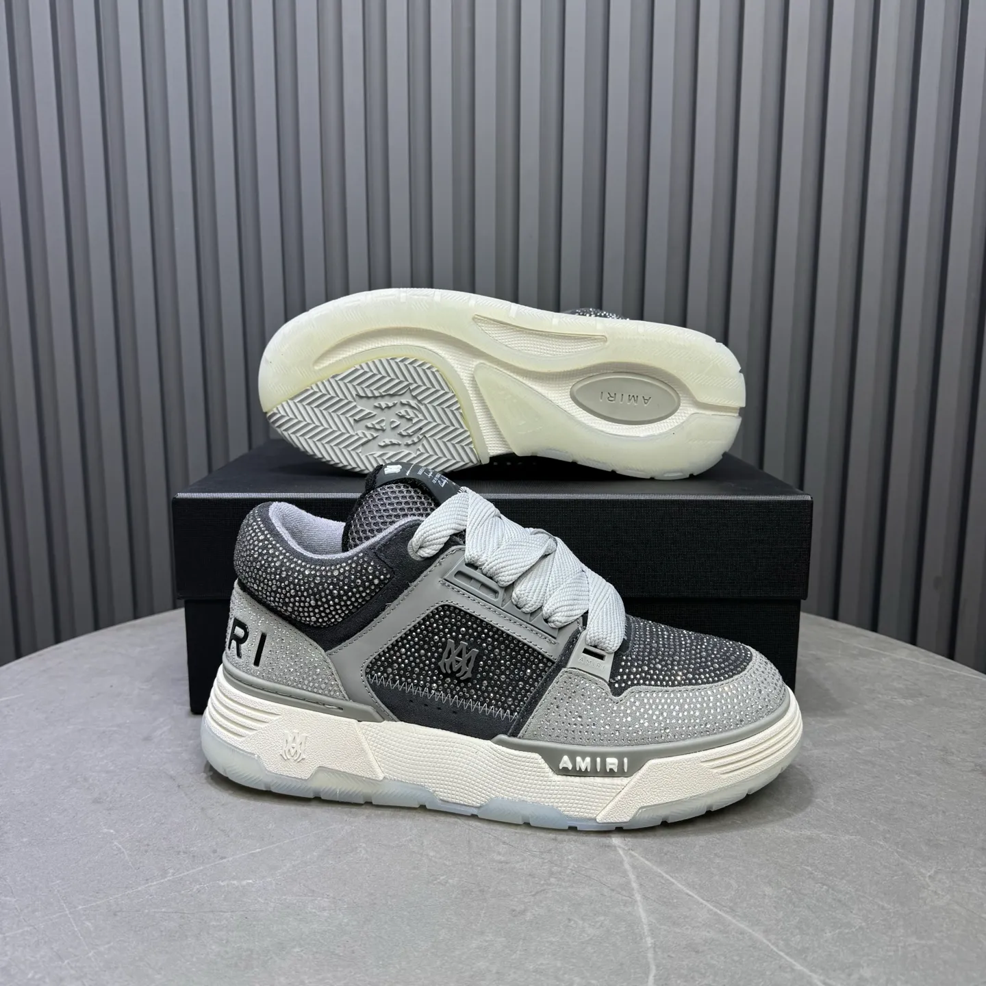 Men's shoes 💰760💰 AMIRI AMIRI fashion brand hot sale 🔥 Available all year round, couples 💑 Official website synchronization Imported fabrics 1⃣️ vs 1⃣️ replica, original factory special original sole, 35-45 (45. non-refundable)